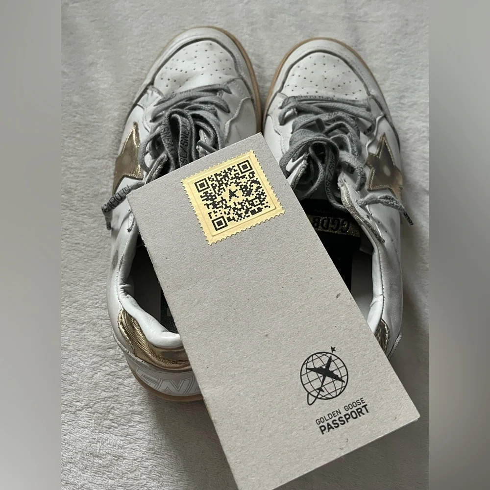 Golden Goose Women Ballstar Low Top Sneakers